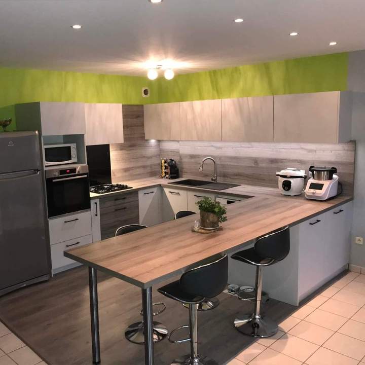 Conception cuisine unique Amplepuis